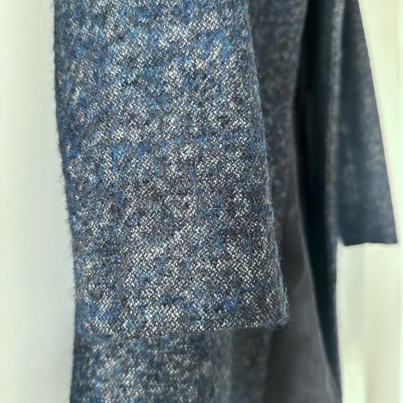 Theory Navy Textured Wool Coat - Picture 5 of 7